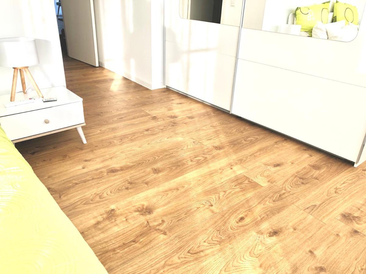 Panorama Penthouse Apartment Mit Klima Und Whirlpool Fuer Bis Zu 6 Personen Frankenthal  Luaran gambar