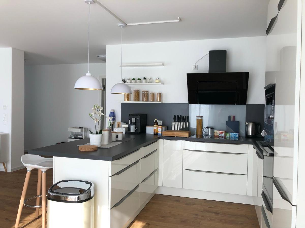 Panorama Penthouse Apartment Mit Klima Und Whirlpool Fuer Bis Zu 6 Personen Frankenthal  Luaran gambar