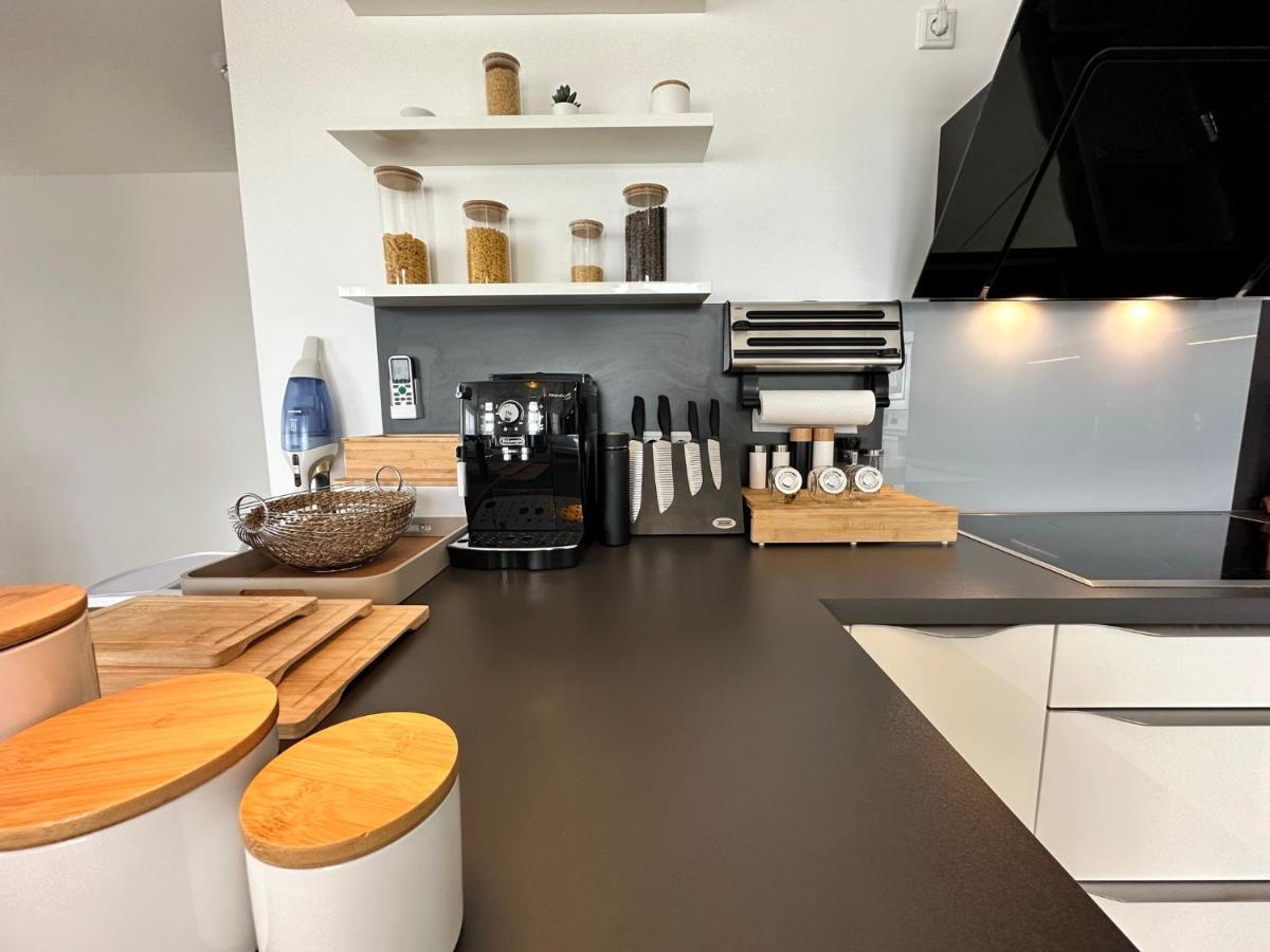Panorama Penthouse Apartment Mit Klima Und Whirlpool Fuer Bis Zu 6 Personen Frankenthal  Luaran gambar