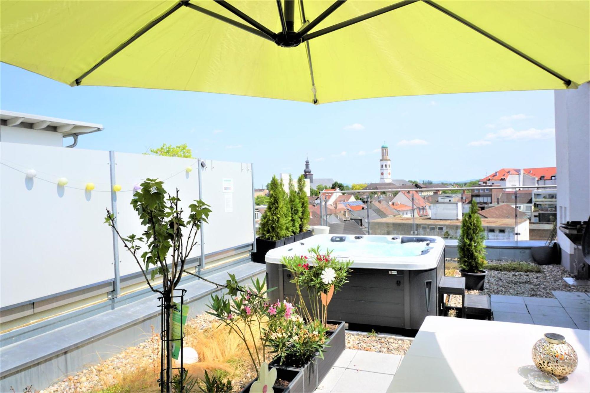 Panorama Penthouse Apartment Mit Klima Und Whirlpool Fuer Bis Zu 6 Personen Frankenthal  Luaran gambar